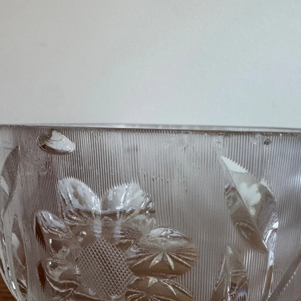 Vintage Crystal Glass Footed Candy Dish Bowl‎ Etched Floral Leaves Design